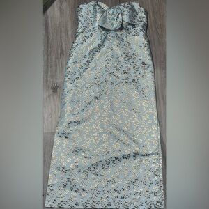 Lilly Pulitzer Elegant Floral Strapless Dress, NWT. STUNNING. The gold, blue 🫠